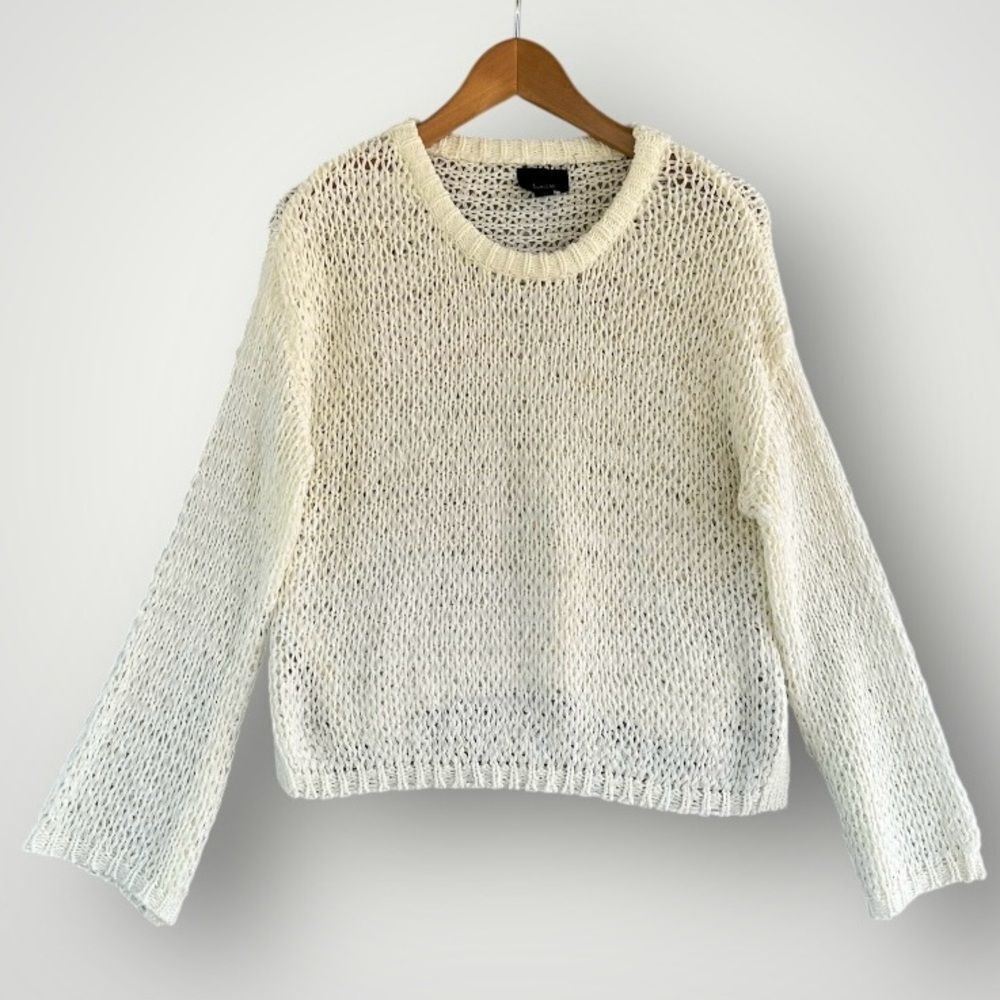🎉5 for $45🎉 Lumiere sweater top size S